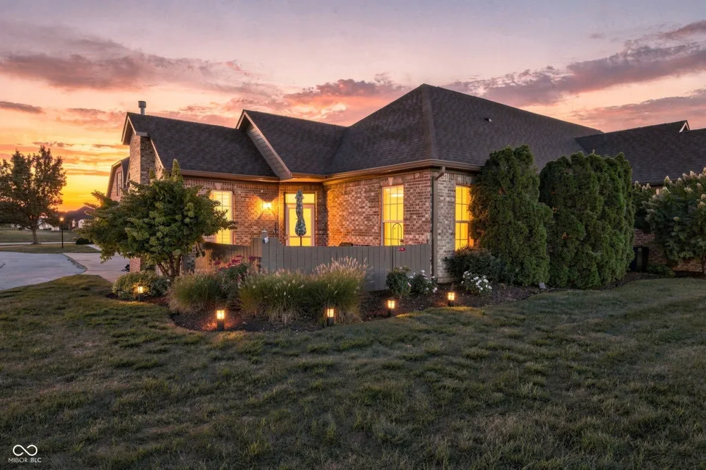 2379 Saddle Drive Shelbyville, IN 46176