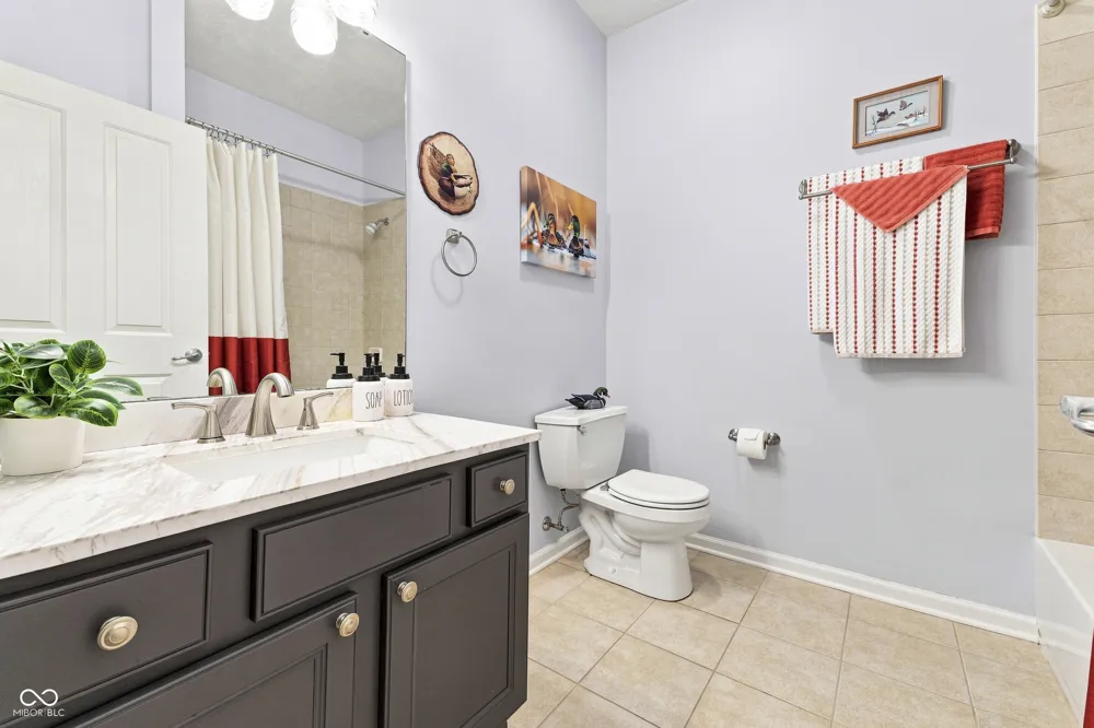 2379 Saddle Drive Shelbyville, IN 46176