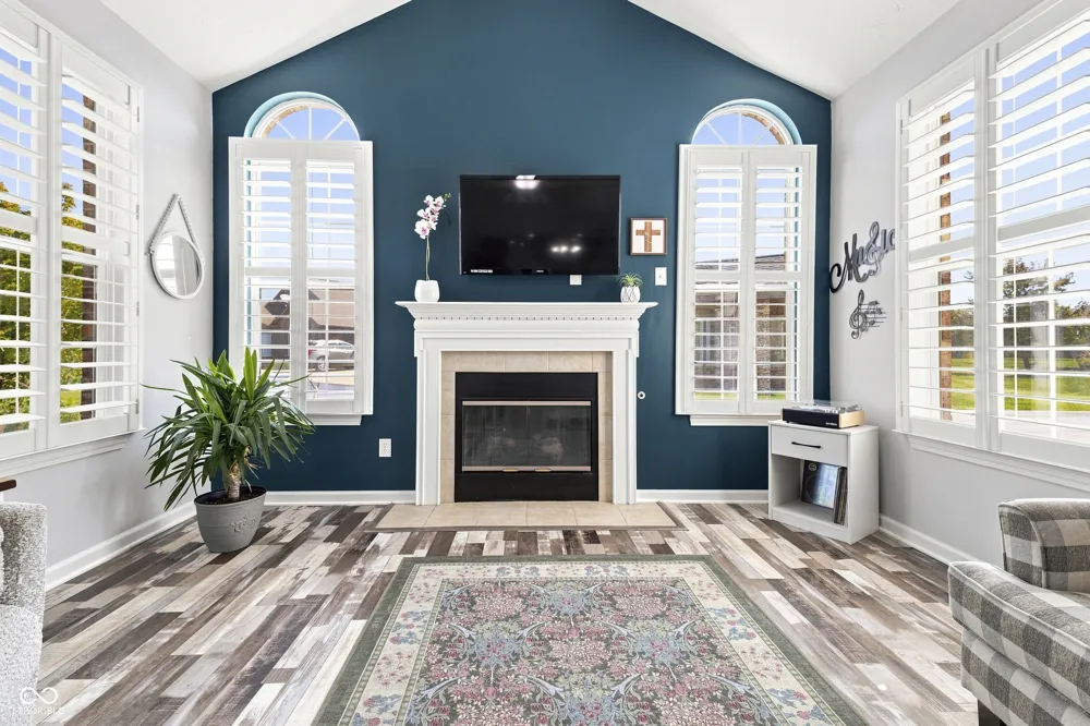 2379 Saddle Drive Shelbyville, IN 46176