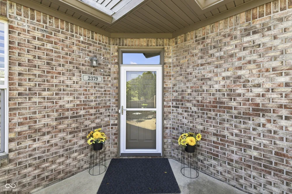 2379 Saddle Drive Shelbyville, IN 46176
