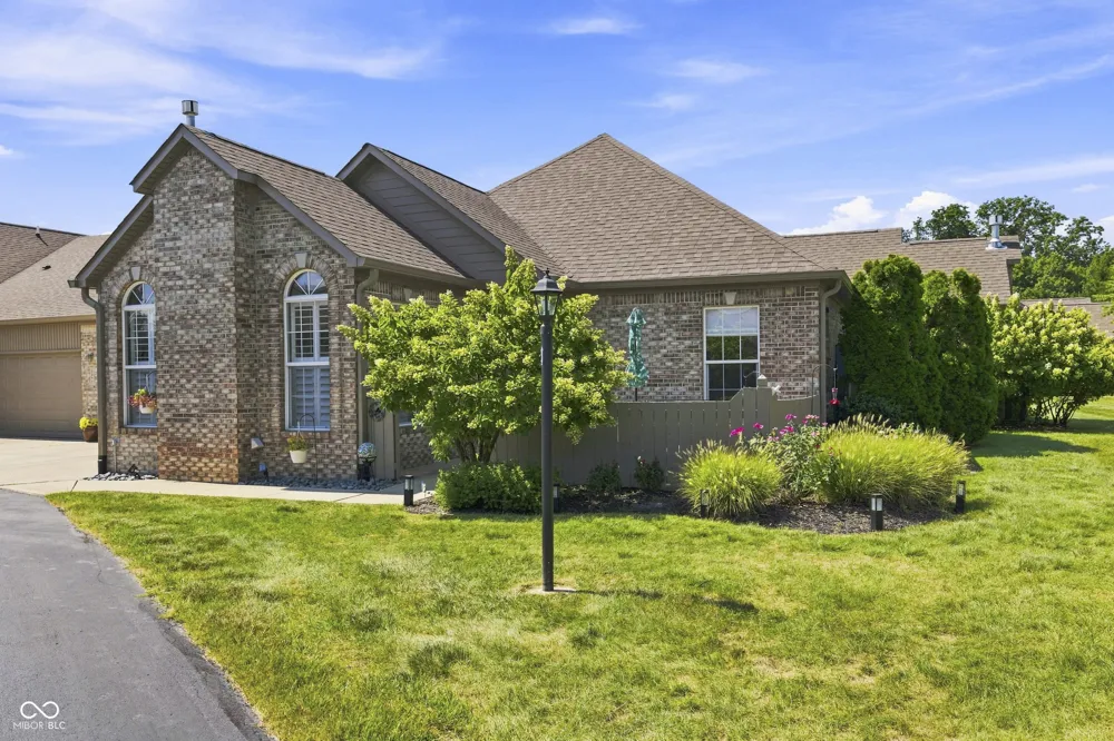 2379 Saddle Drive Shelbyville, IN 46176