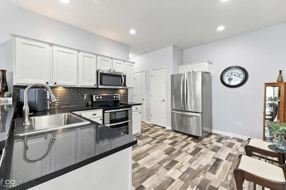 2379 Saddle Drive Shelbyville, IN 46176