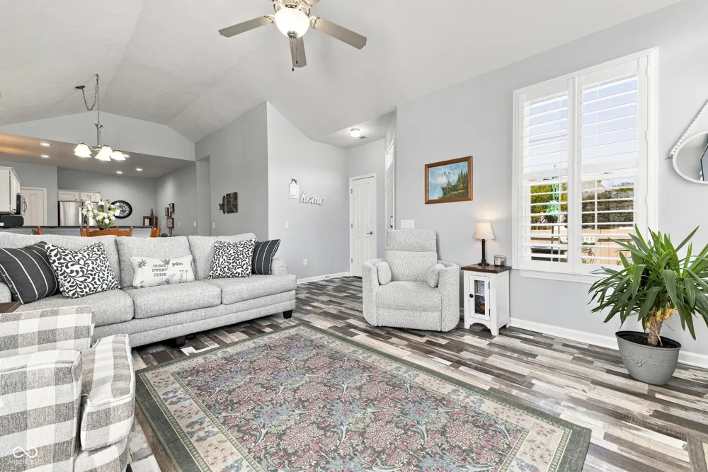 2379 Saddle Drive Shelbyville, IN 46176