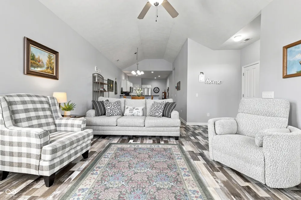 2379 Saddle Drive Shelbyville, IN 46176