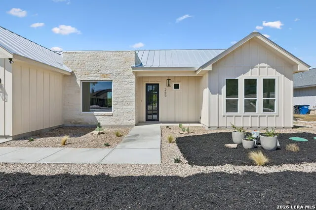265 MAGNOLIA MDW Canyon Lake, TX 78133