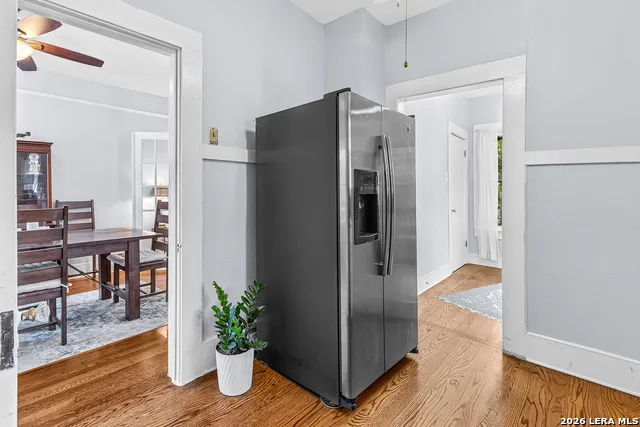 222 REDWOOD ST Alamo Heights, TX 78209