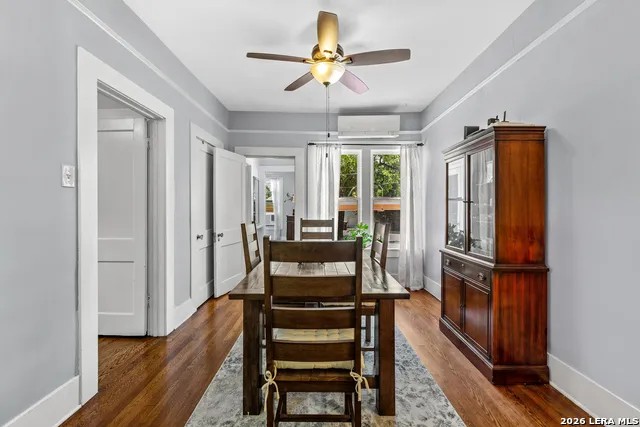 222 REDWOOD ST Alamo Heights, TX 78209