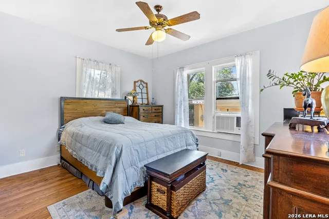 222 REDWOOD ST Alamo Heights, TX 78209