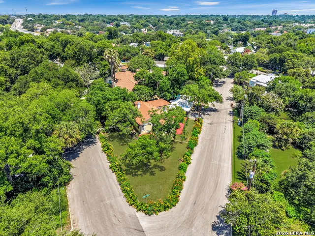 222 REDWOOD ST Alamo Heights, TX 78209