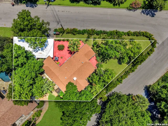 222 REDWOOD ST Alamo Heights, TX 78209