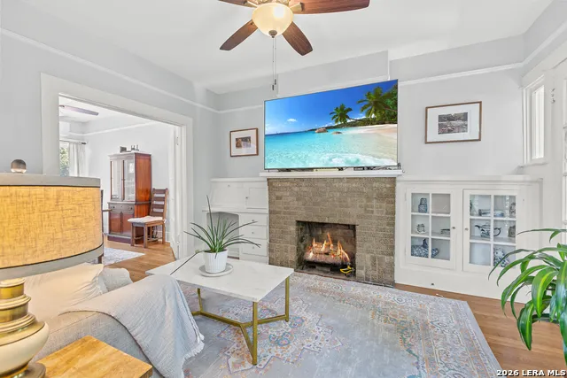 222 REDWOOD ST Alamo Heights, TX 78209