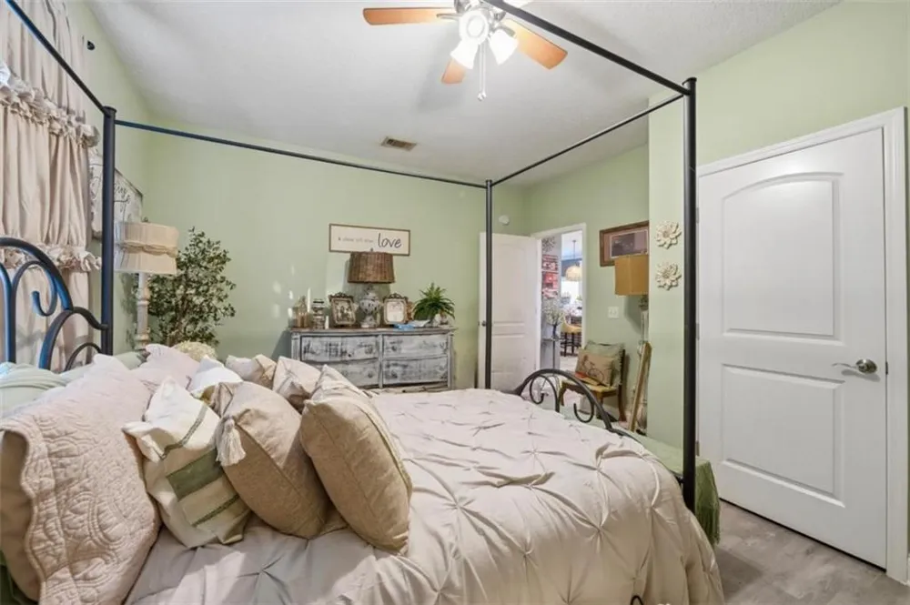 122 Silver Bluff Circle Brunswick, GA 31523