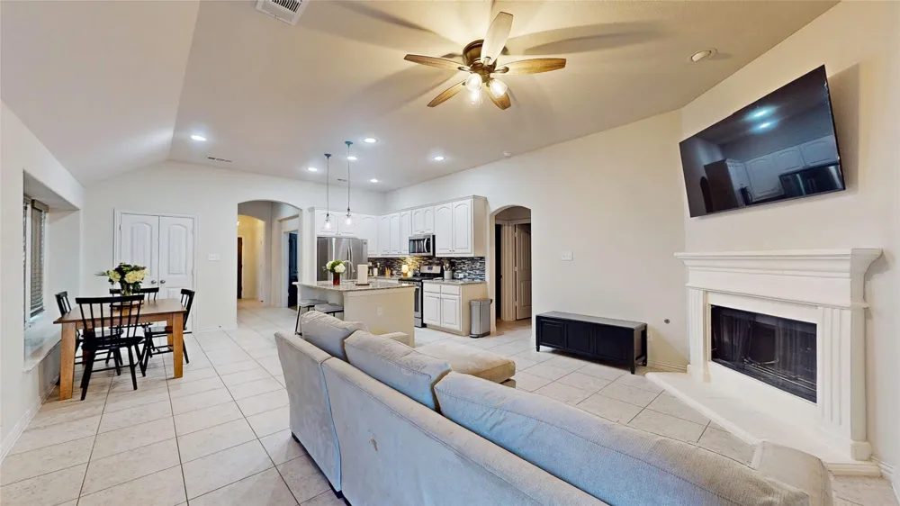 421 Catherine Lane Lantana, TX 76226