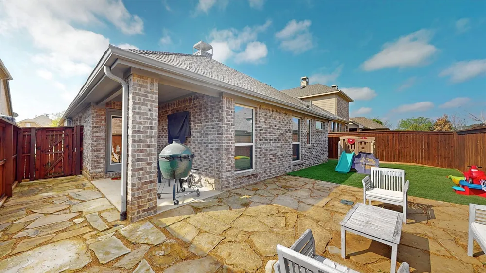 421 Catherine Lane Lantana, TX 76226