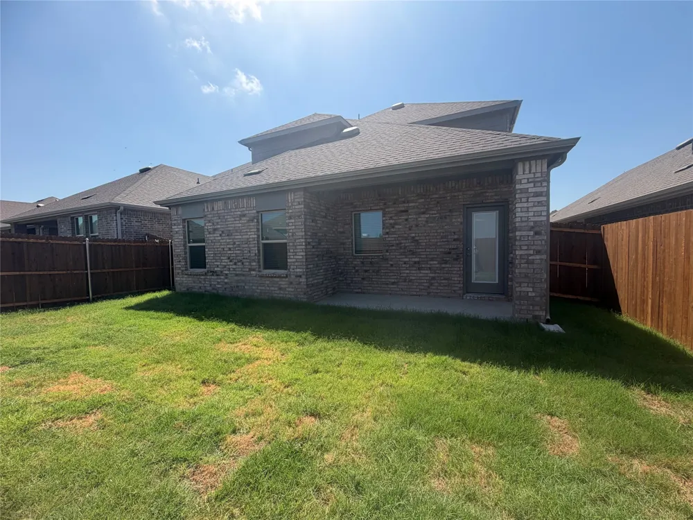 1216 Silent Peak Drive Princeton, TX 75407