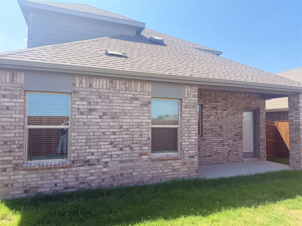 1216 Silent Peak Drive Princeton, TX 75407