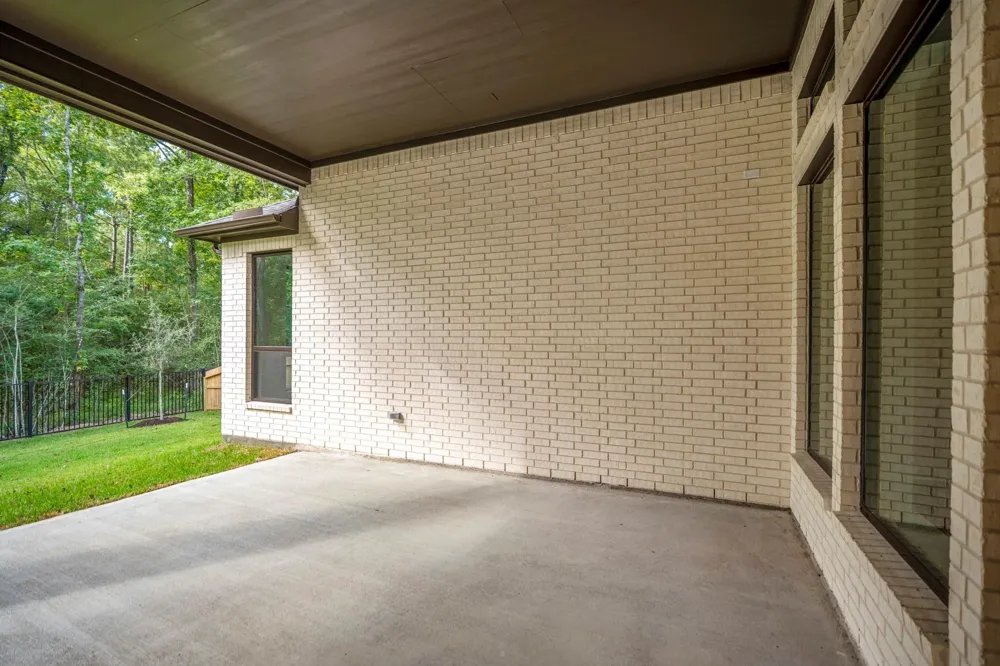 209 Lilac Tree Court Willis, TX 77318
