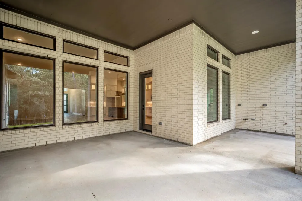 209 Lilac Tree Court Willis, TX 77318