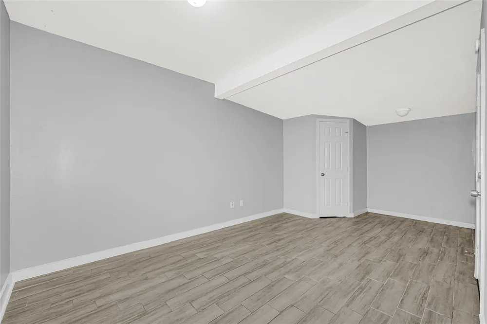 5009 Bataan Road Houston, TX 77033