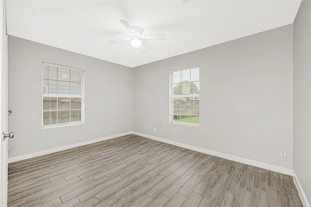 5009 Bataan Road Houston, TX 77033