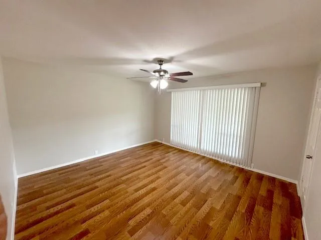 2101 Fountain View Drive #14 Houston, TX 77057