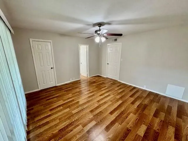 2101 Fountain View Drive #14 Houston, TX 77057