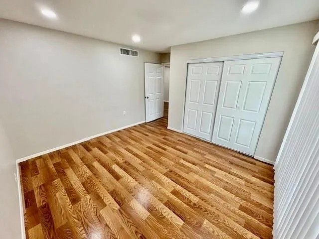 2101 Fountain View Drive #14 Houston, TX 77057