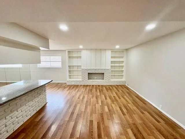 2101 Fountain View Drive #14 Houston, TX 77057