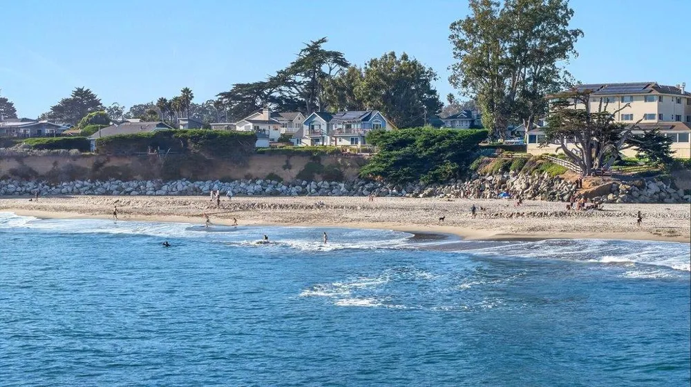 325 25th Santa Cruz, CA 95062
