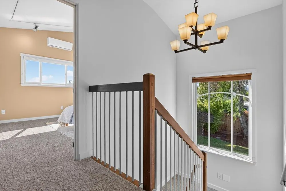 325 25th Santa Cruz, CA 95062