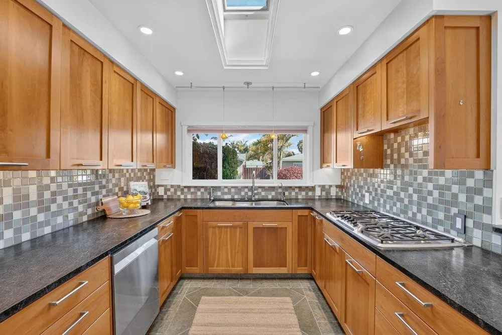 325 25th Avenue Santa Cruz, CA 95062