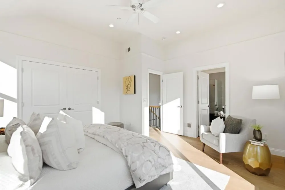 17101712 Gum Street San Mateo, CA 94402