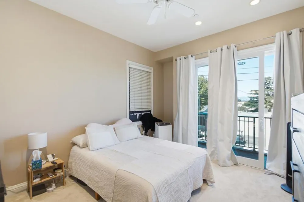 17101712 Gum Street San Mateo, CA 94402