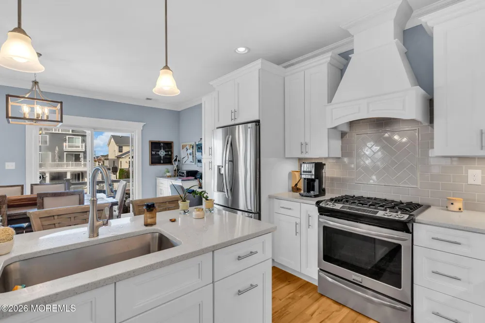 25 Sunrise Way Toms River, NJ 08753