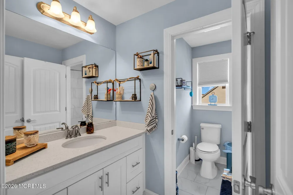 25 Sunrise Way Toms River, NJ 08753