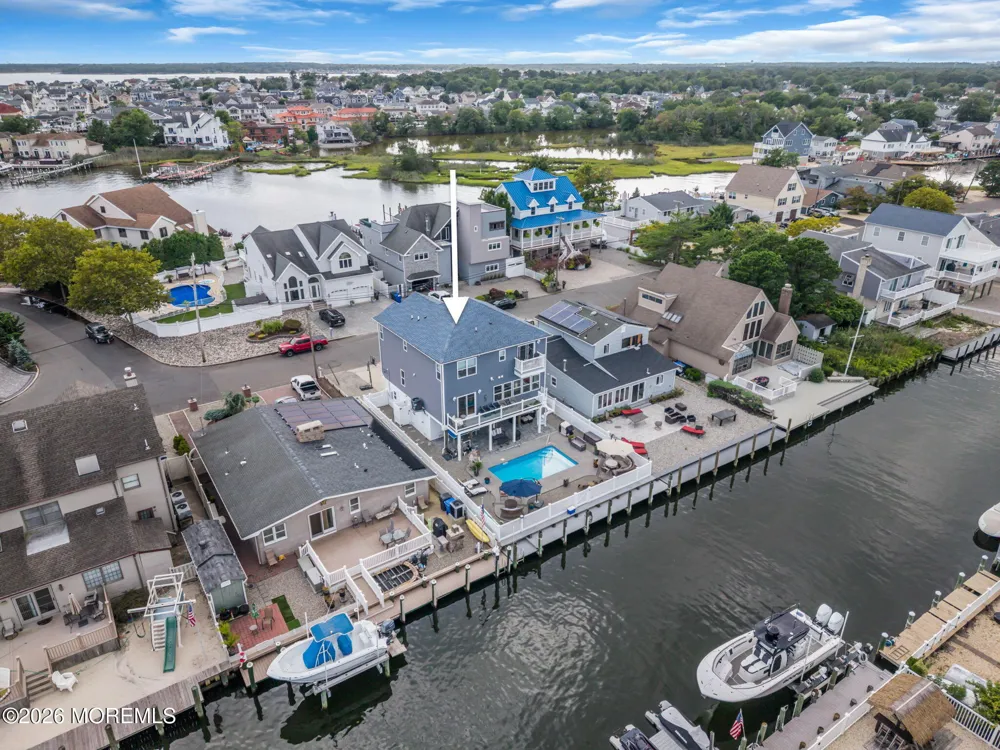 25 Sunrise Way Toms River, NJ 08753