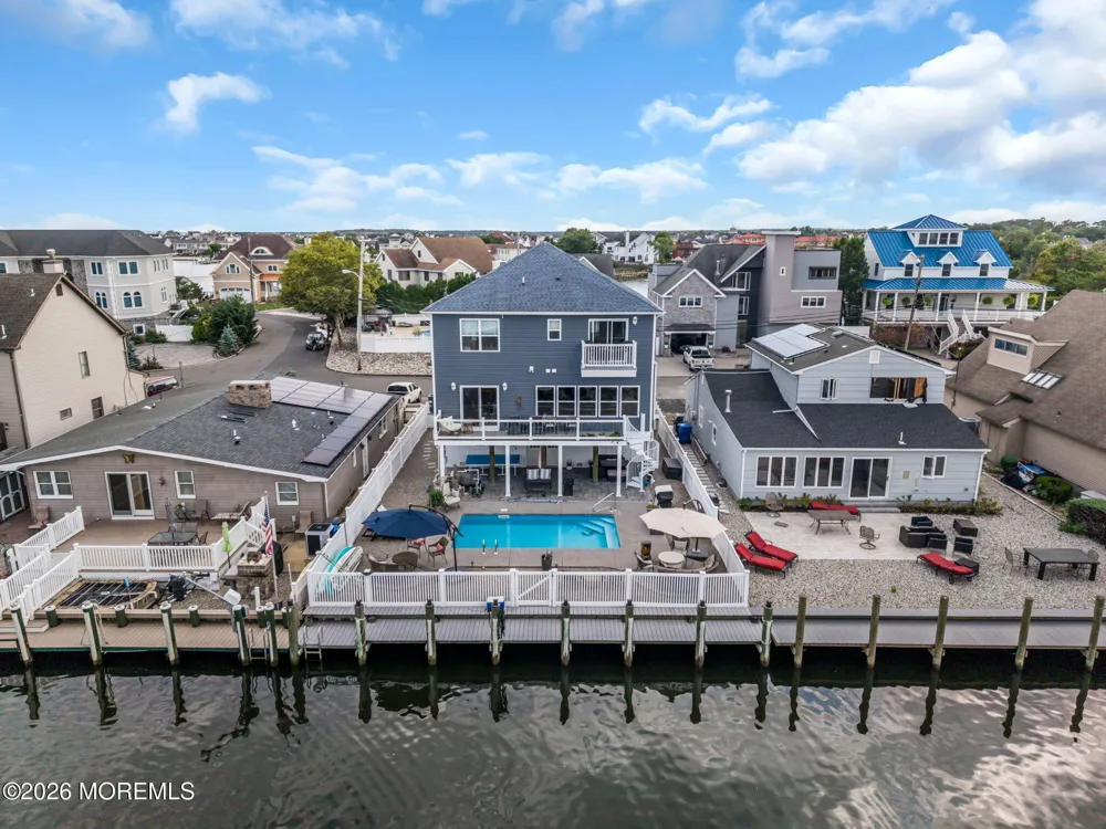 25 Sunrise Way Toms River, NJ 08753