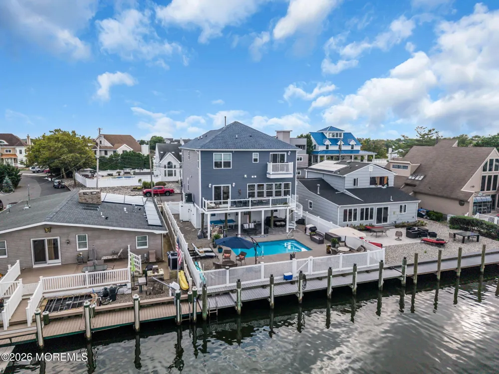 25 Sunrise Way Toms River, NJ 08753