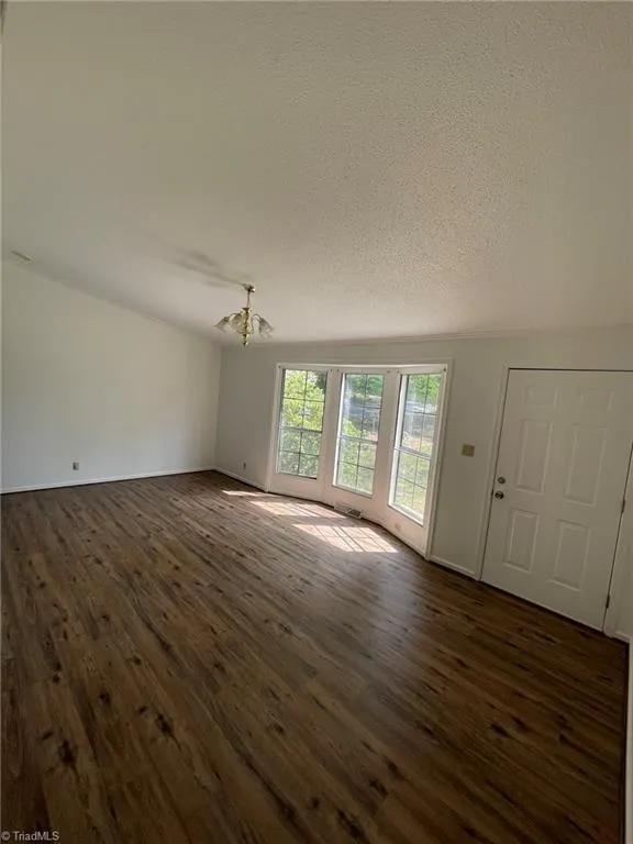 1041 Brooks Road Reidsville, NC 27320