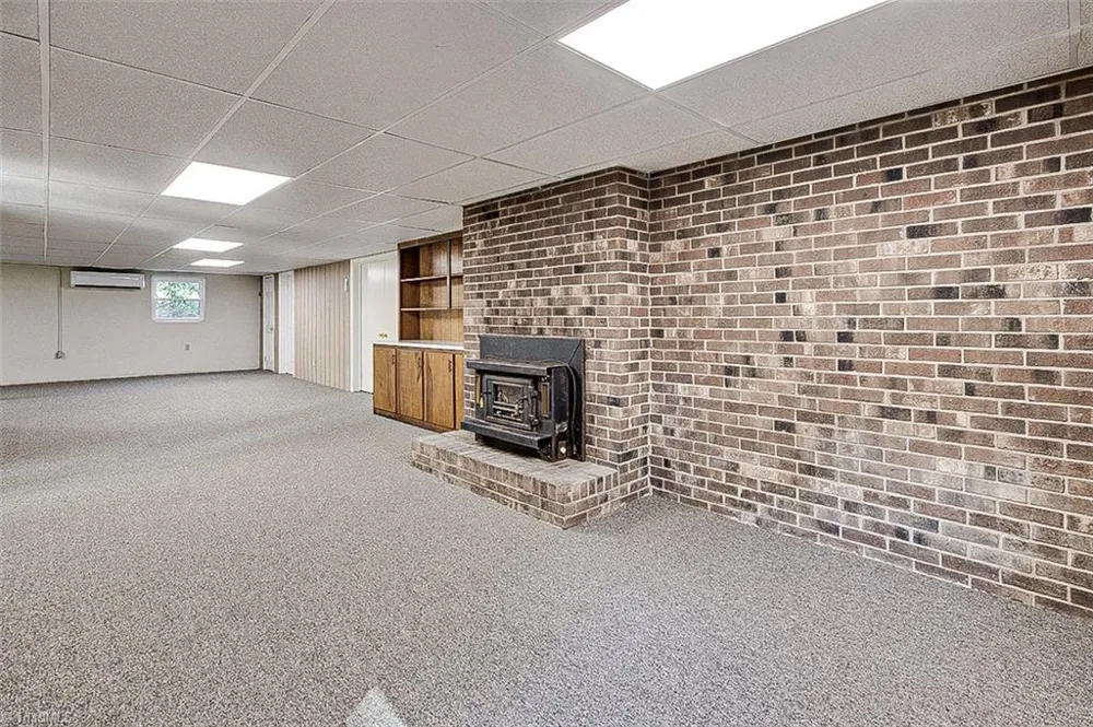 864 Parkview Street Asheboro, NC 27203