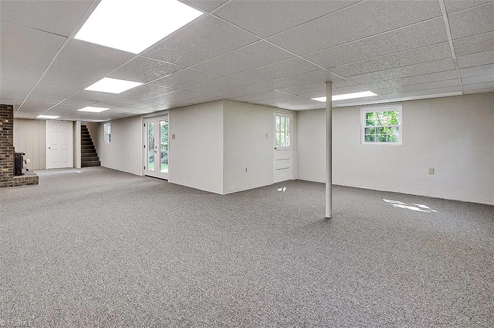 864 Parkview Street Asheboro, NC 27203