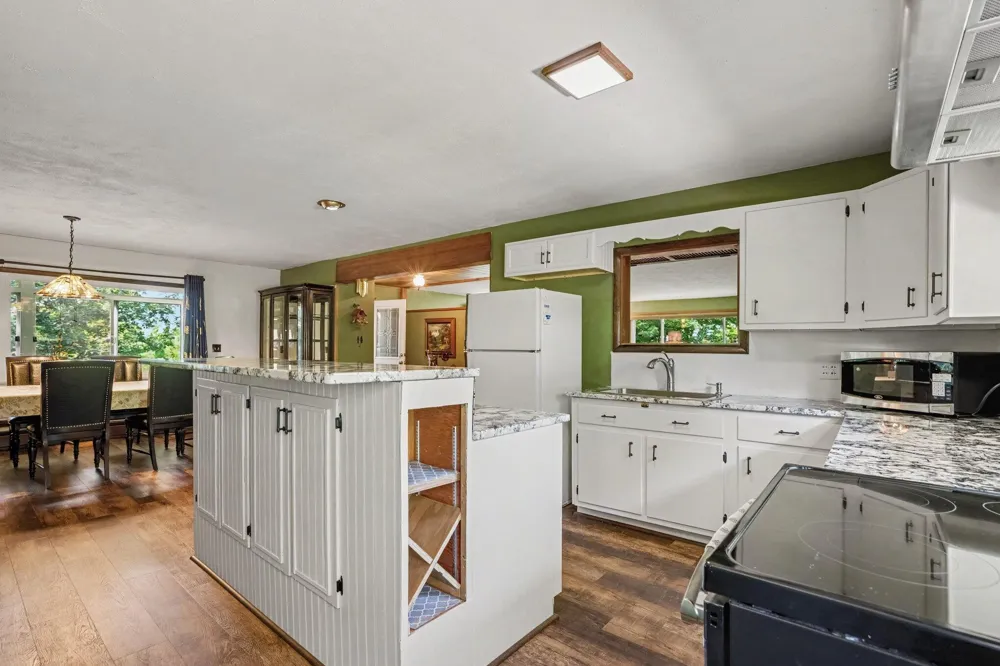 5953 Pokagon Road Berrien Township, MI 49103