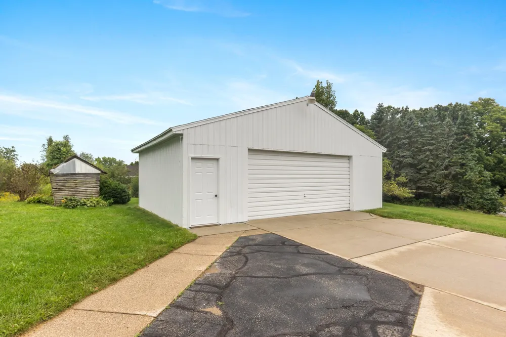 8183 Herrington Avenue NE Plainfield Charter Township, MI 49306