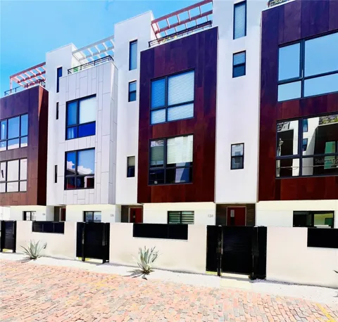 136 8TH STREET