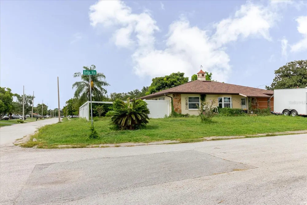 8513 BELLA VIADUCT Hudson, FL 34667