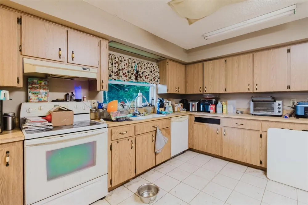 8513 BELLA VIADUCT Hudson, FL 34667