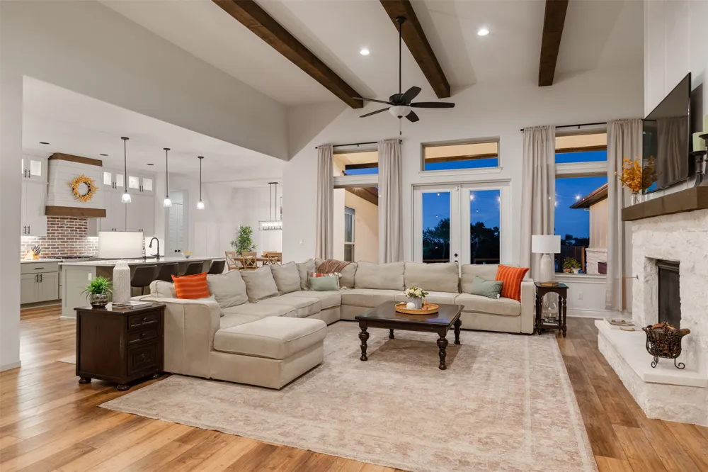 231 Gaucho Way Dripping Springs, TX 78620