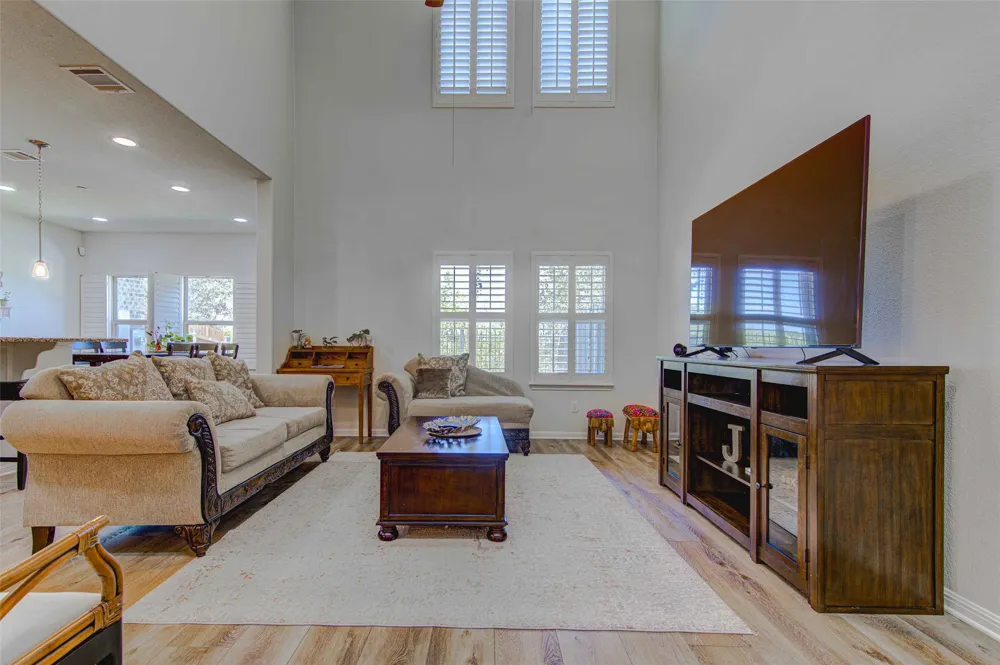 2214 S Lakeline Boulevard #417 Cedar Park, TX 78613