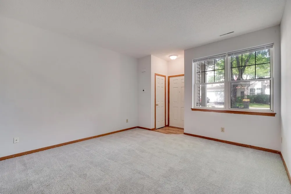 966 Princeton Avenue Shakopee, MN 55379