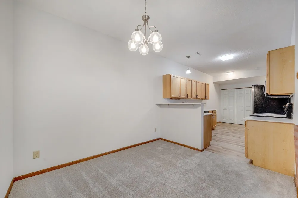 966 Princeton Avenue Shakopee, MN 55379